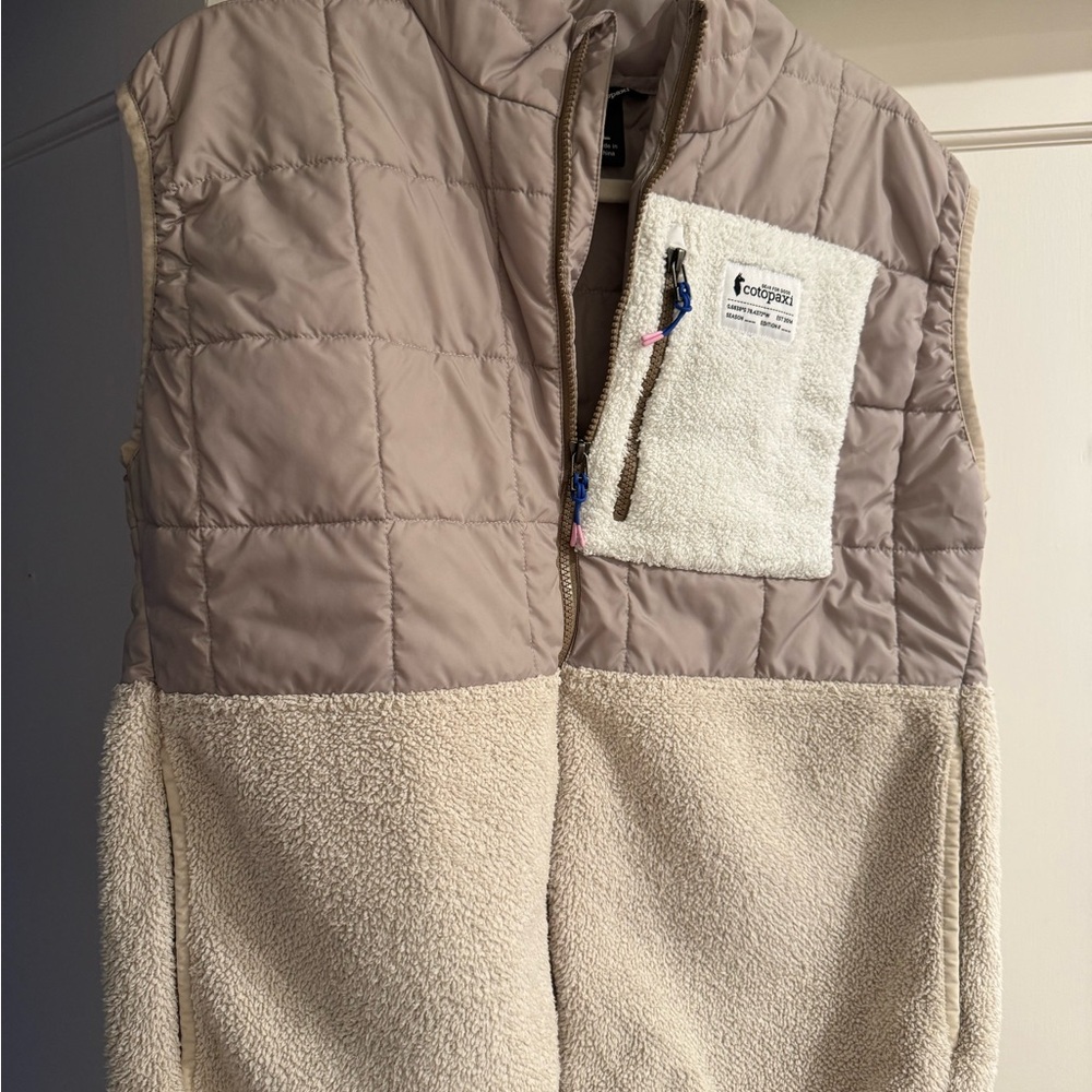 Cotopaxi Tan and Cream Quilted Vest